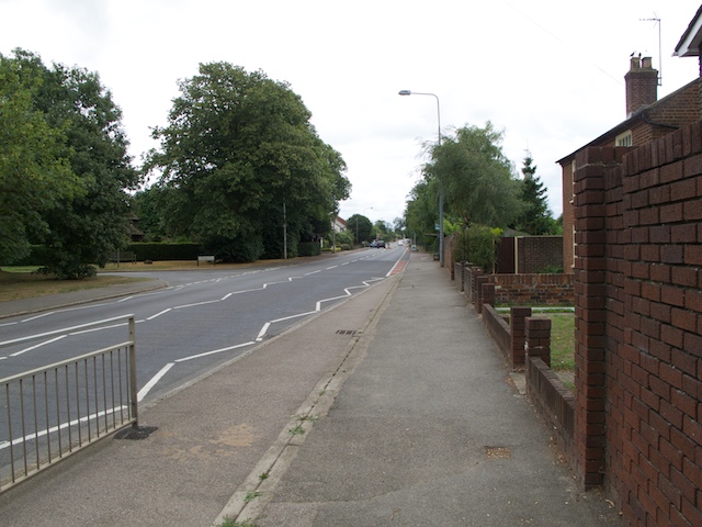 A5 road at Hockliffe