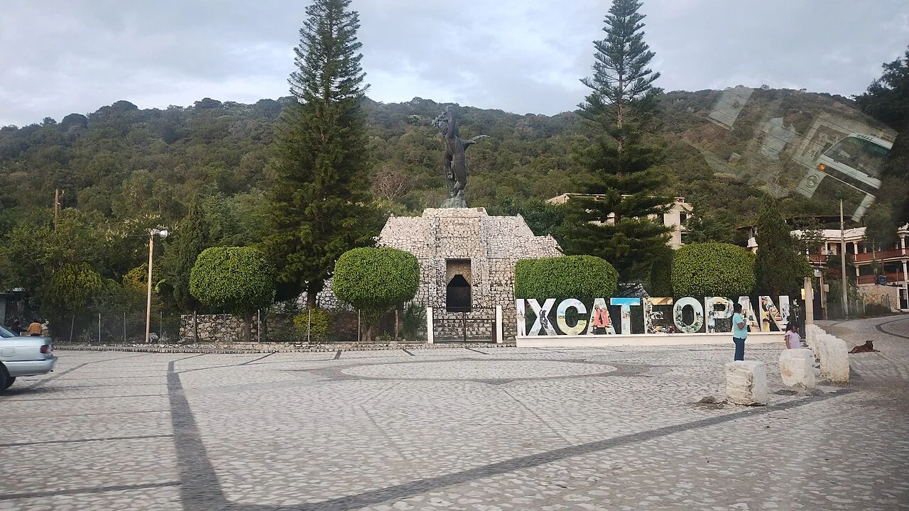 Photo of Ixcateopan