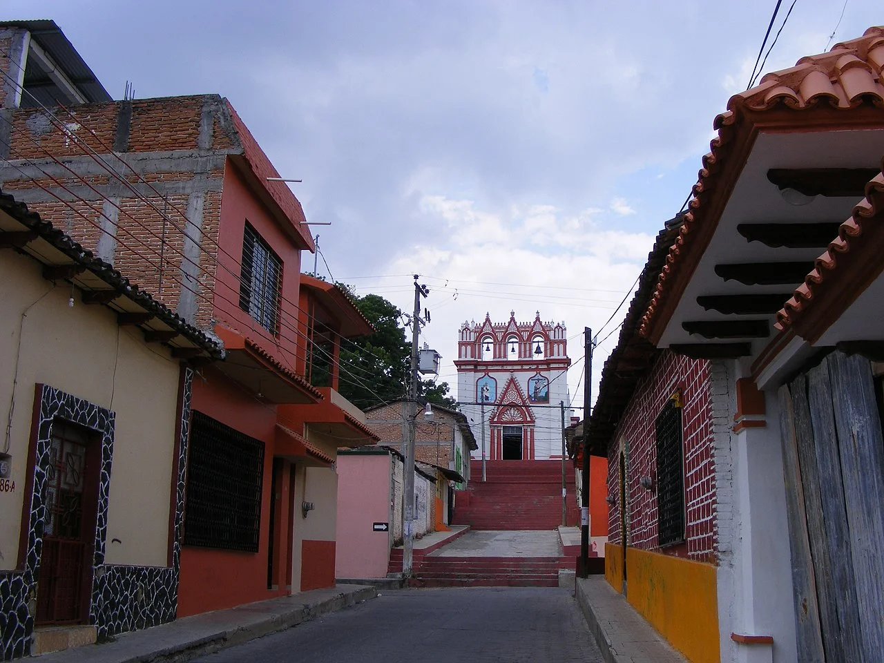 Photo of Julián Grajales