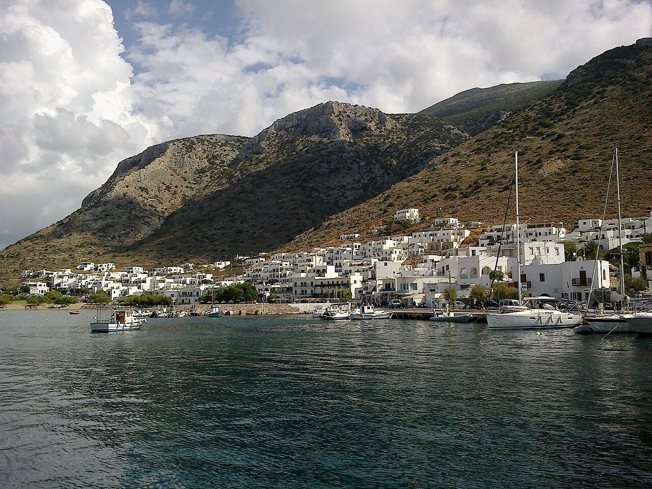 Cyclades Sifnos Kamares 07092014