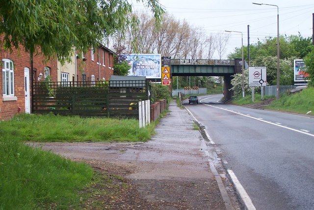 Railway Bridge at Kemspton Hardwick Long standing terrace of cottages just to the left of the image