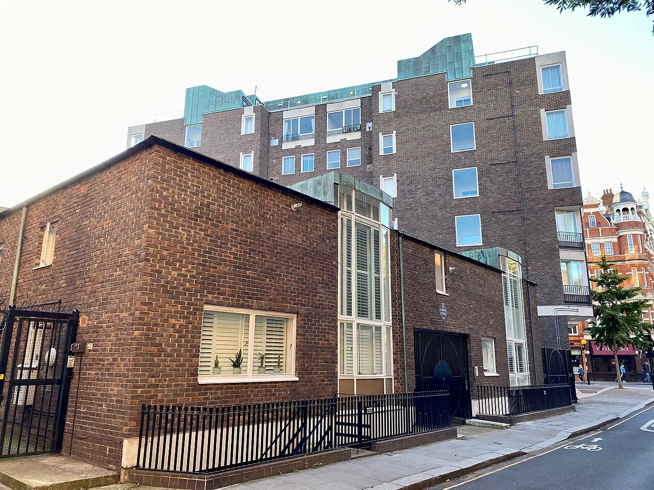 Photo of Knightsbridge and Belgravia