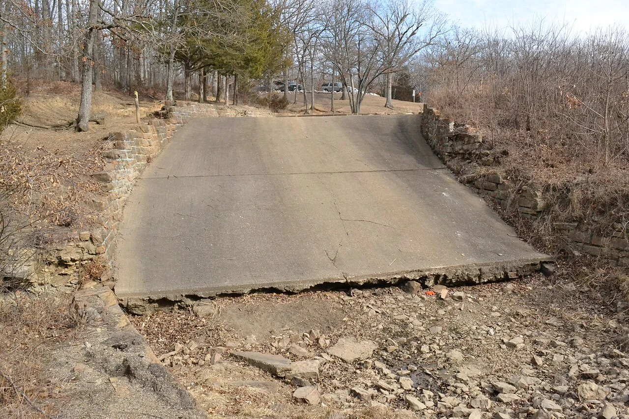 Photo of Knob Noster