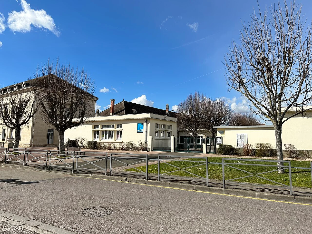 Photo of La Chapelle-Saint-Luc