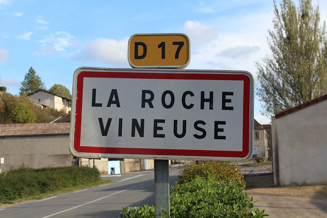 Photo of La Roche-Vineuse