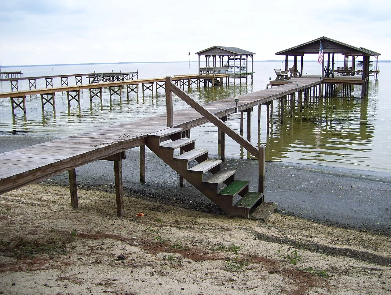 Photo of Lake Waccamaw