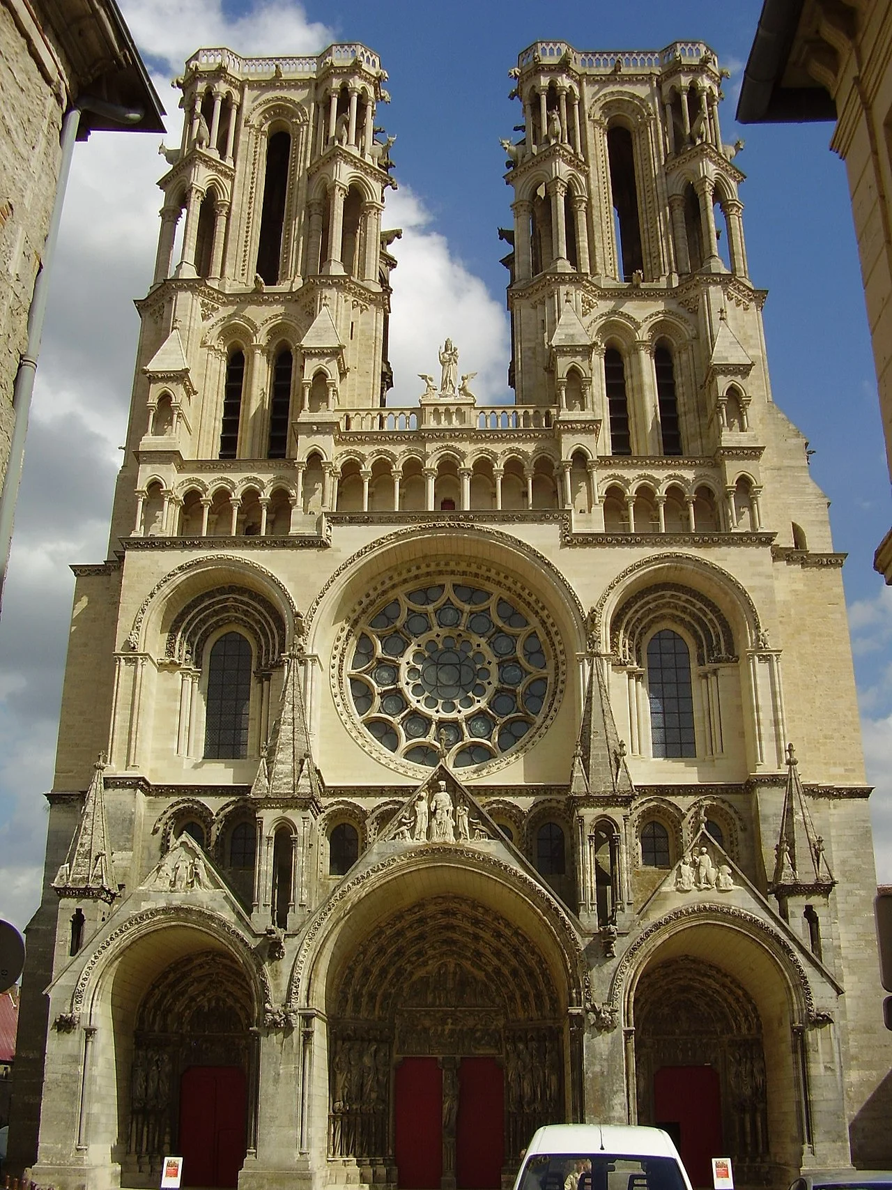 Photo of Laon