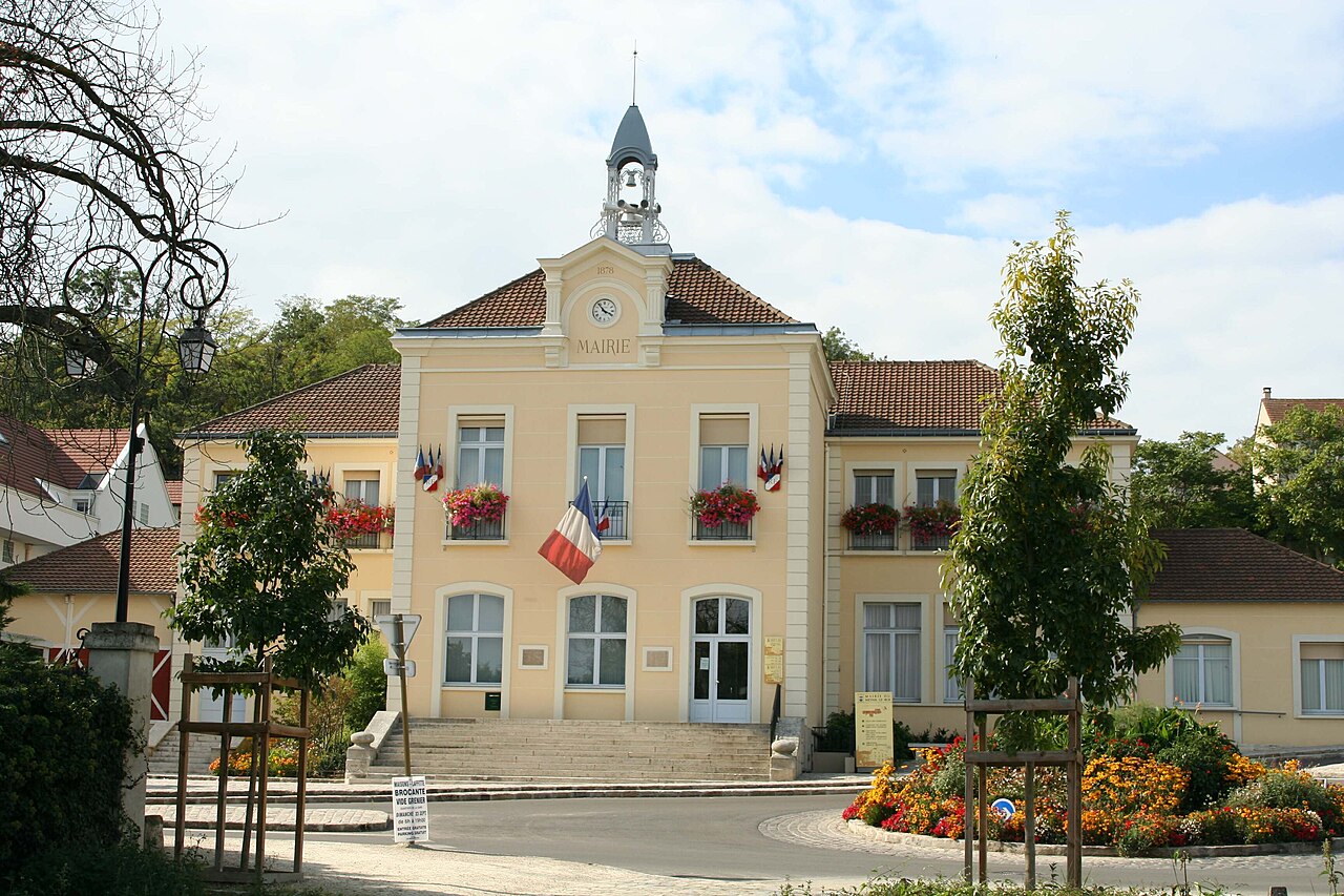 Mairie du Mesnil-le-Roi - Yvelines (France)