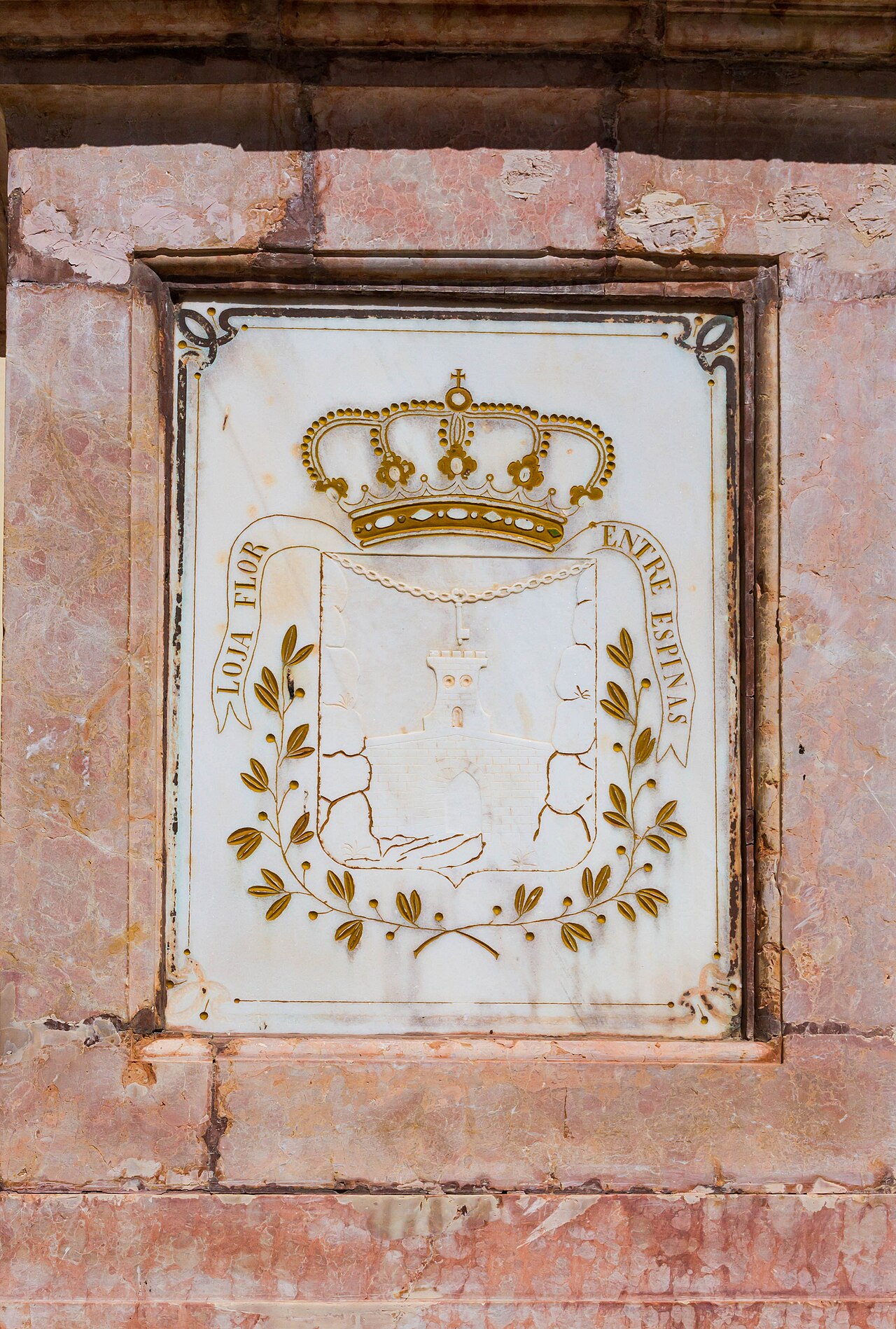 relief of the CoA of Loja, province of Granada, on the pedestal of the statue of General Narvaez, born in the city.