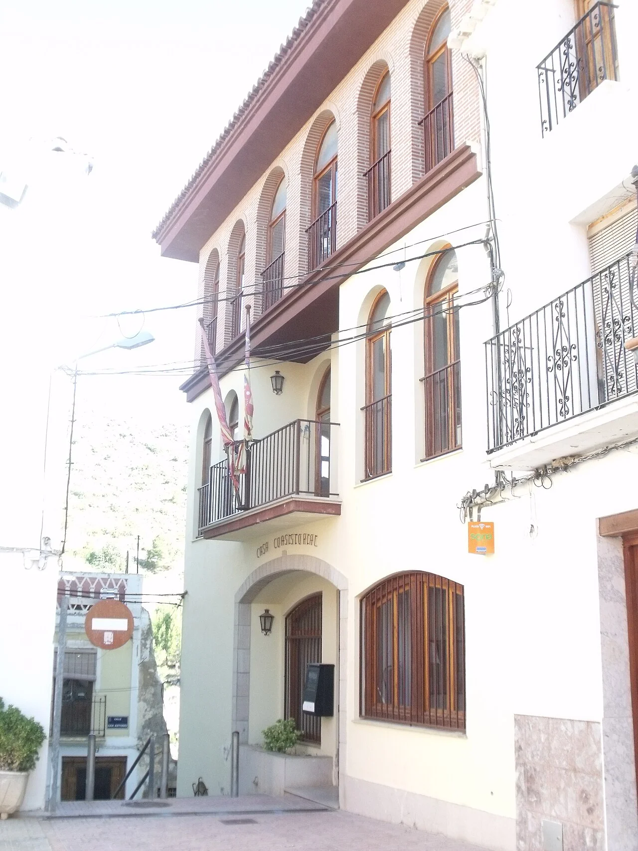 Photo of Losa del Obispo