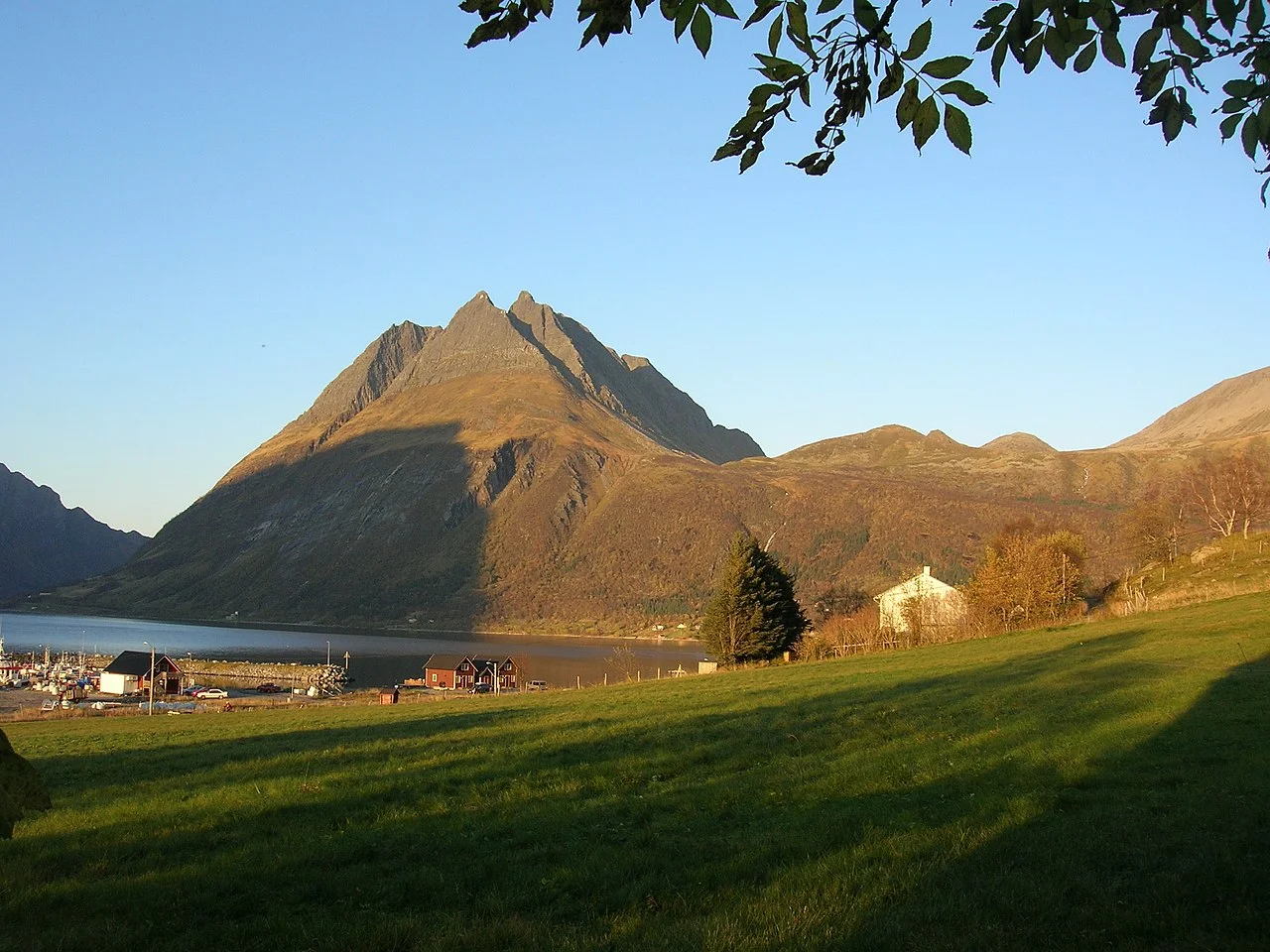 Photo of Lurøy