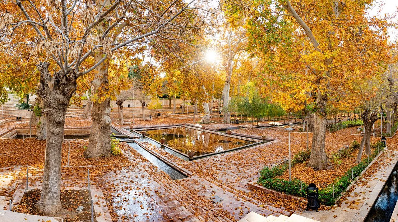 Photo of Maḩallāt