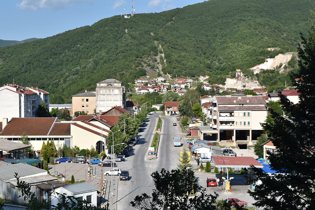 The main road of Makedonski Brod
