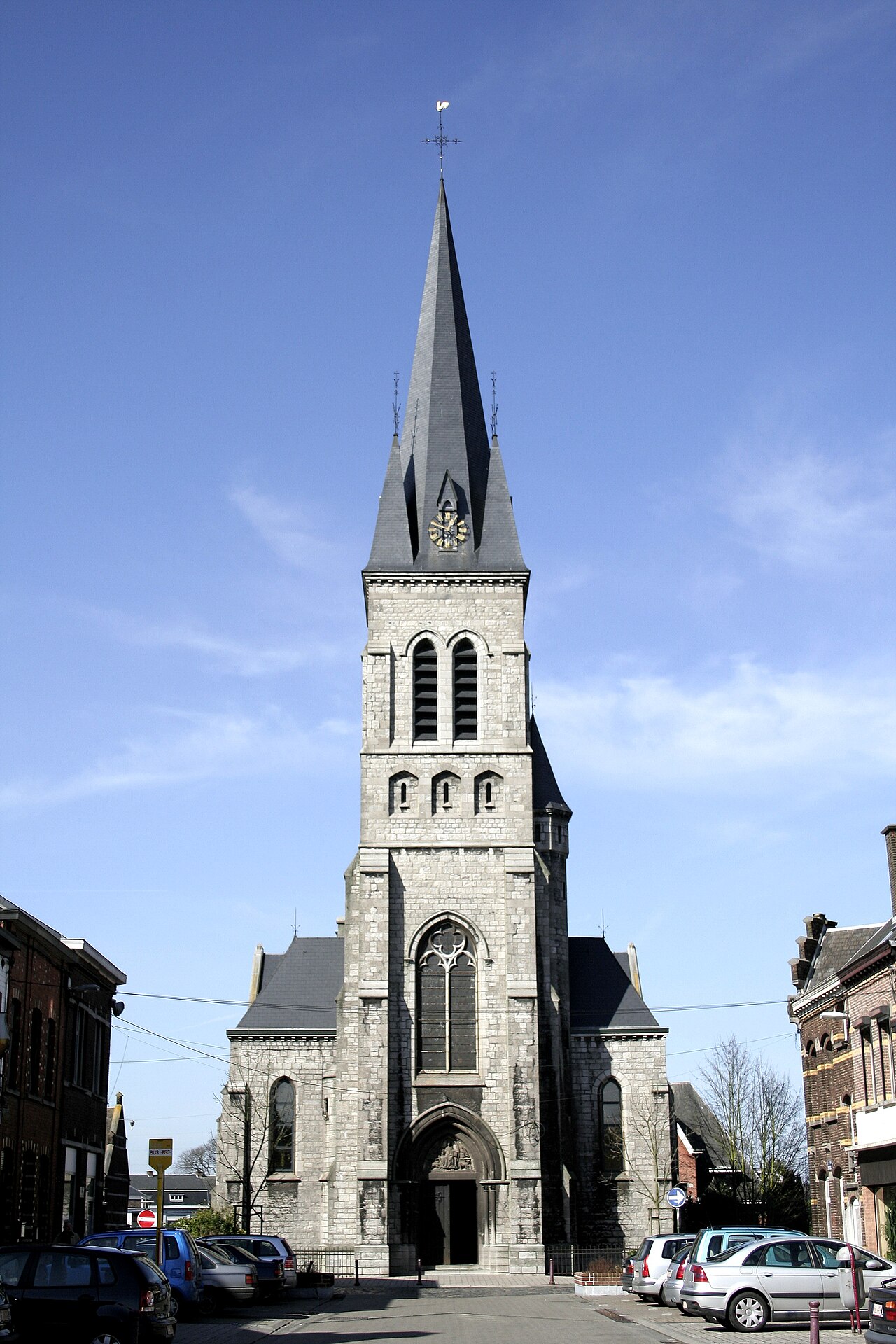 Manage   (Belgium),  the St. Catherine and Philomena church.