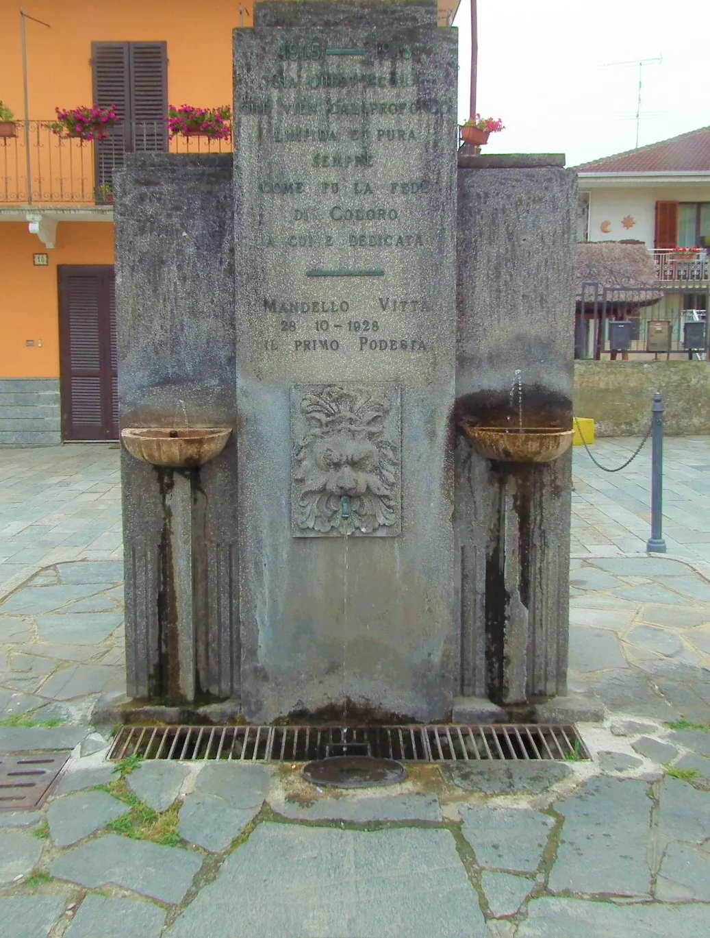 Photo of Mandello Vitta