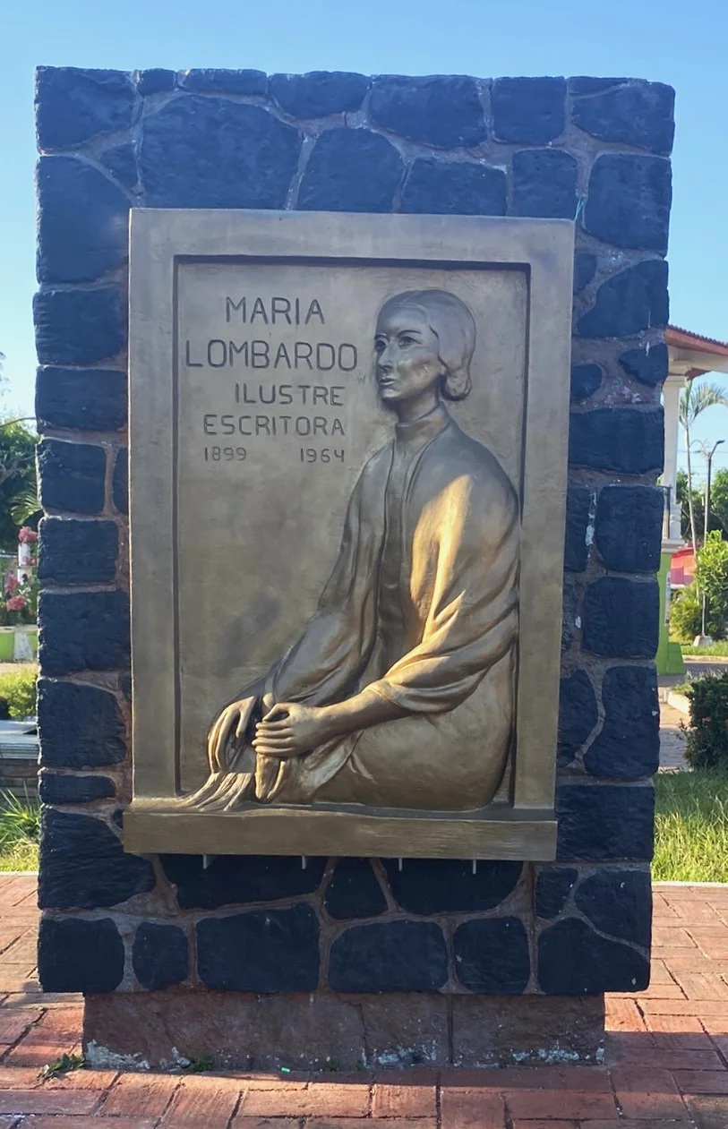 Photo of María Lombardo de Caso