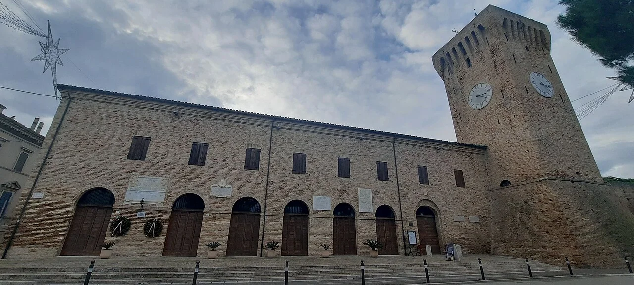 Photo of Martirano Lombardo