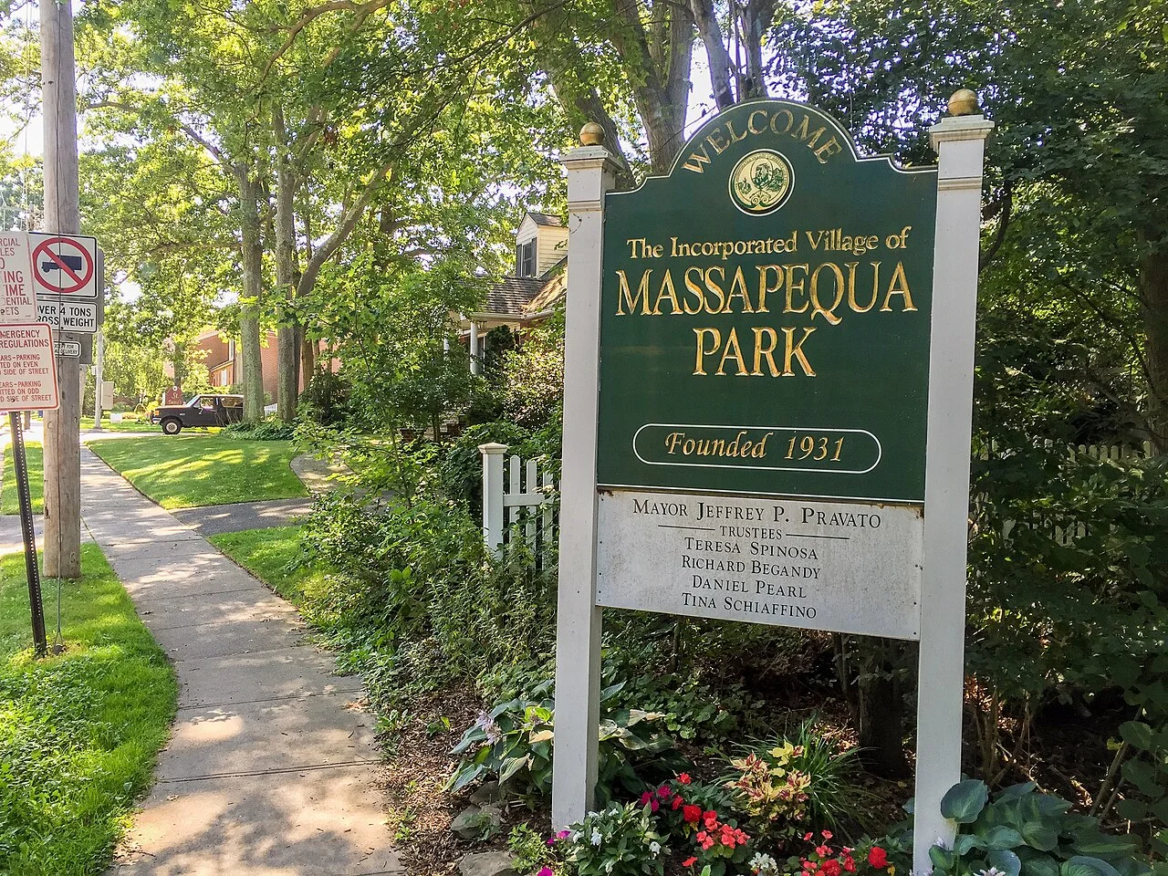 Photo of Massapequa Park