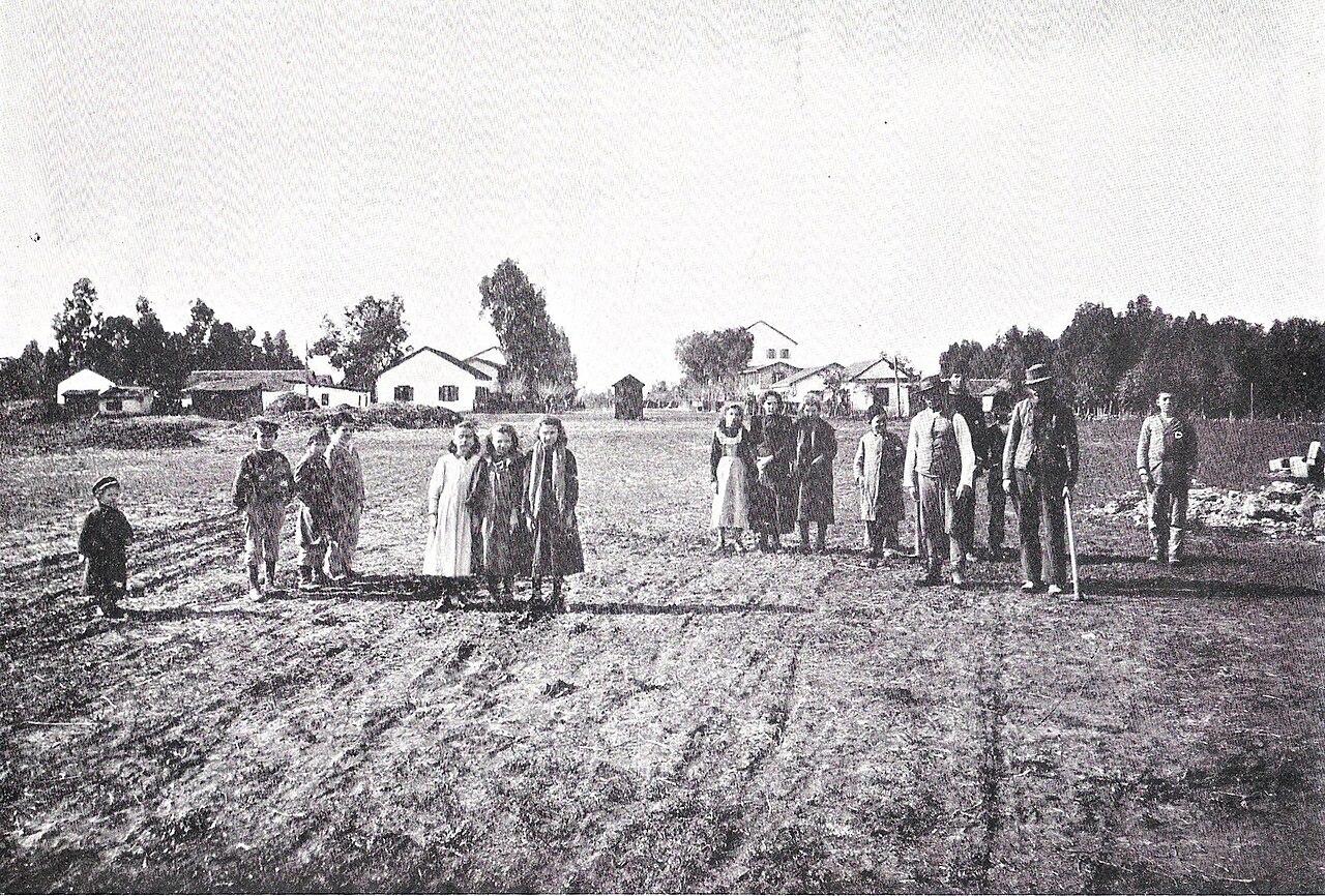 This work or image is now in the public domain because its term of copyright has expired in Israel (details).  According to Israel's copyright statute from 2007 (translation), a work is released to the public domain on 1 January of the 71st year after the author's death (paragraph 38 of the 2007 statute) with the following exceptions:
A photograph taken on 24 May 2008 or earlier — the old British Mandate act applies, i.e. on 1 January of the 51st year after the creation of the photograph (paragraph 78(i) of the 2007 statute, and paragraph 21 of the old British Mandate act).
If the copyrights are owned by the State, not acquired from a private person, and there is no special agreement between the State and the author — on 1 January of the 51st year after the creation of the work (paragraphs 36 and 42 in the 2007 statute).
See also category: PD Israel &amp; British Mandate.