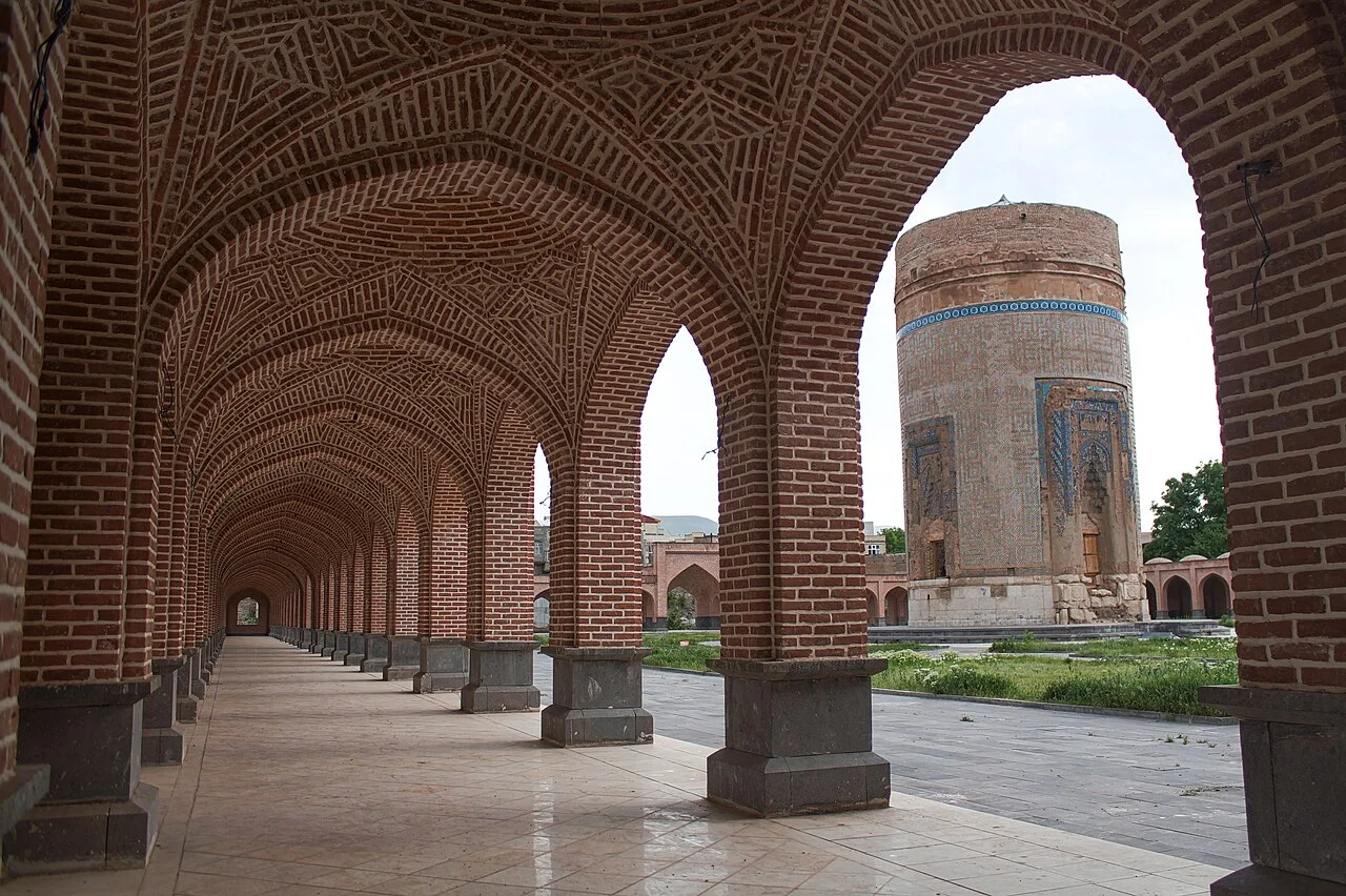 Photo of Meshgīn Shahr