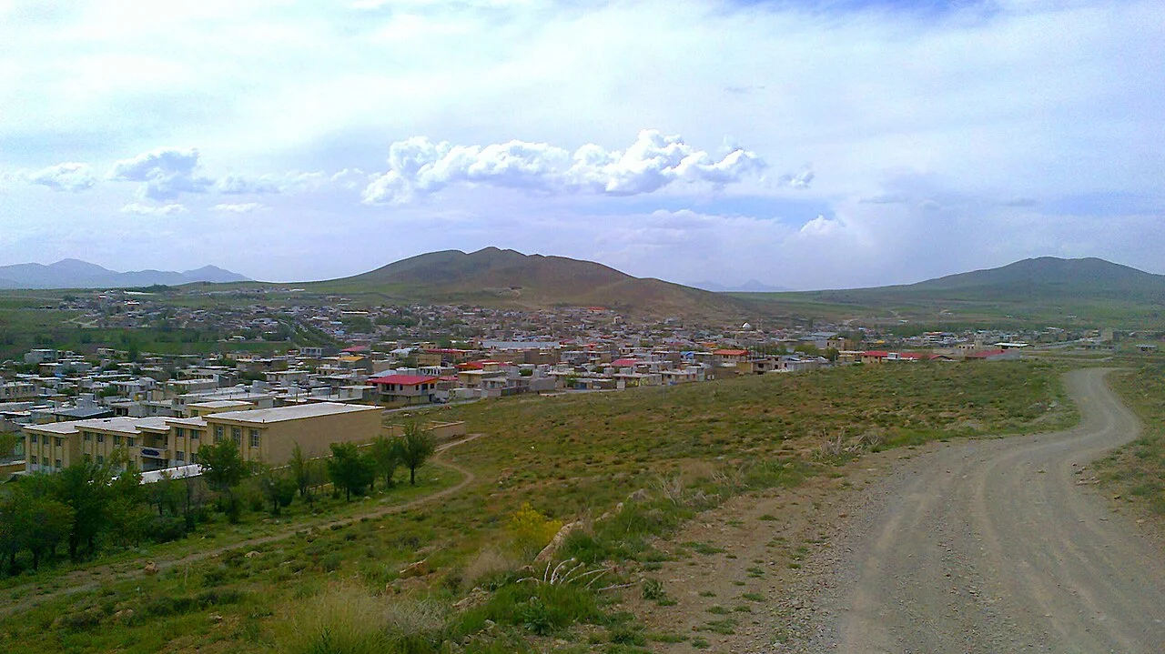Photo of Mīāndasht