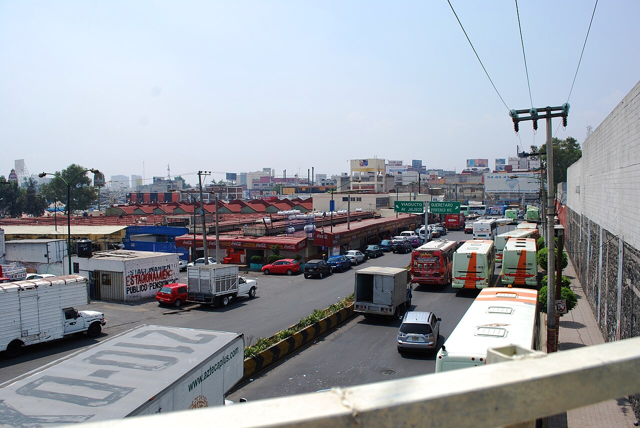 Overlooking the market area from the pedestrian bridge on Avenida Observatorio in Tacubaya, Mexico City