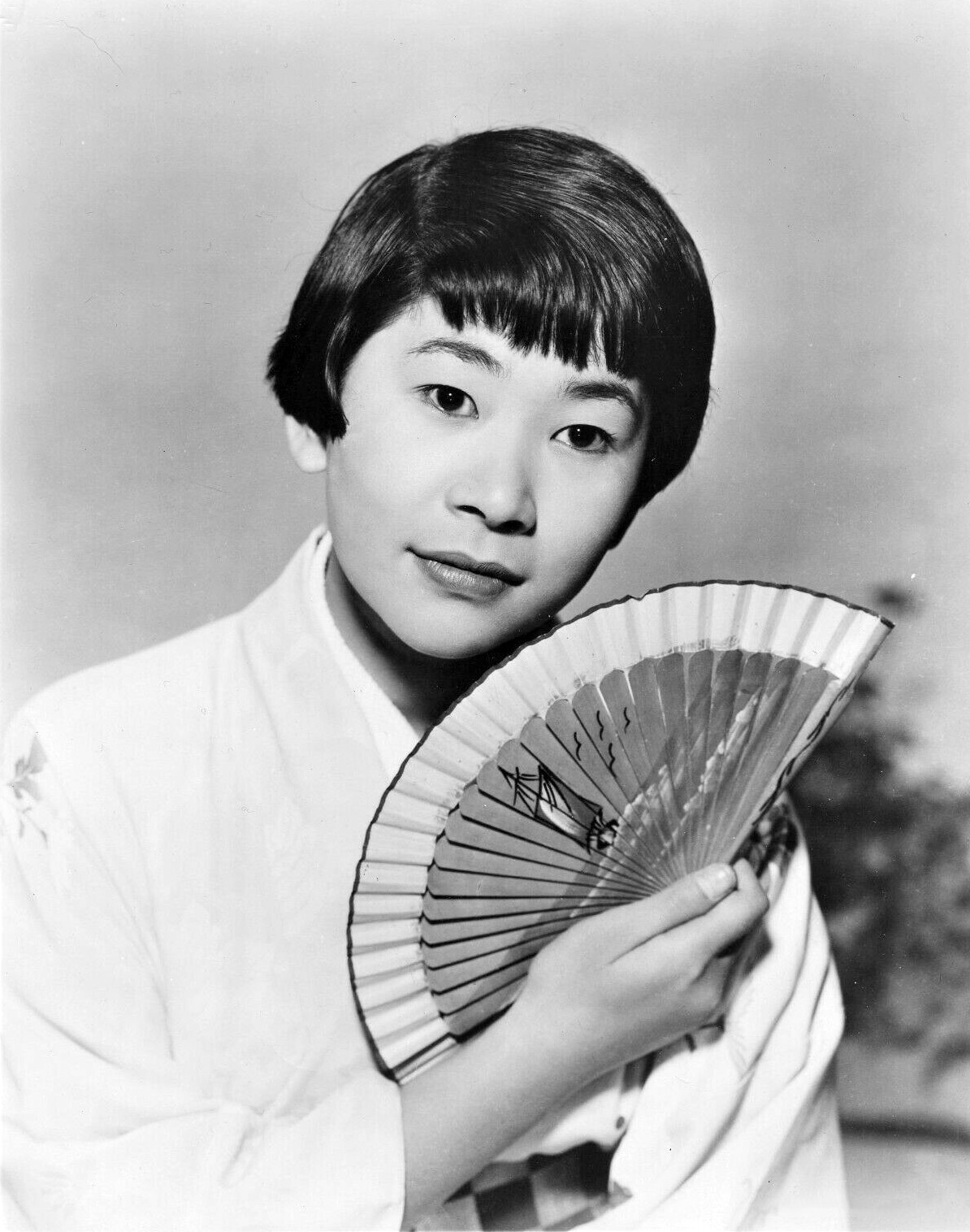 Press photo of Miyoshi Umeki for the 1957 film Sayonara