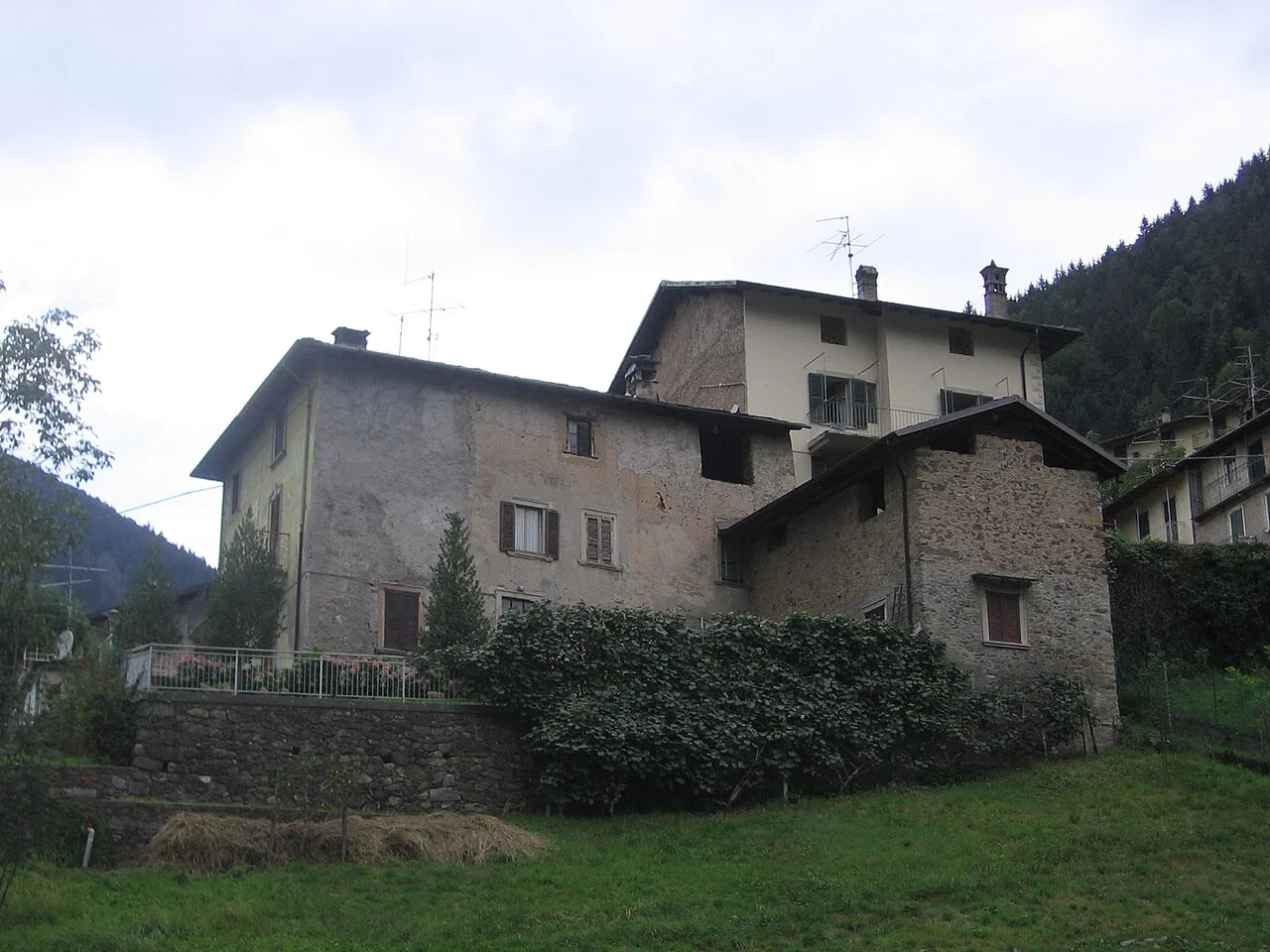 Photo of Moio de' Calvi