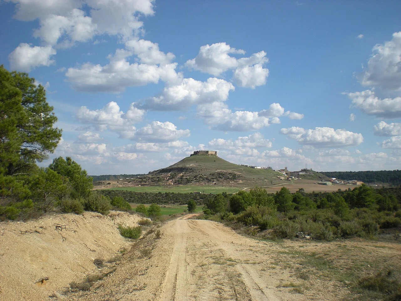 Photo of Monteagudo de las Salinas