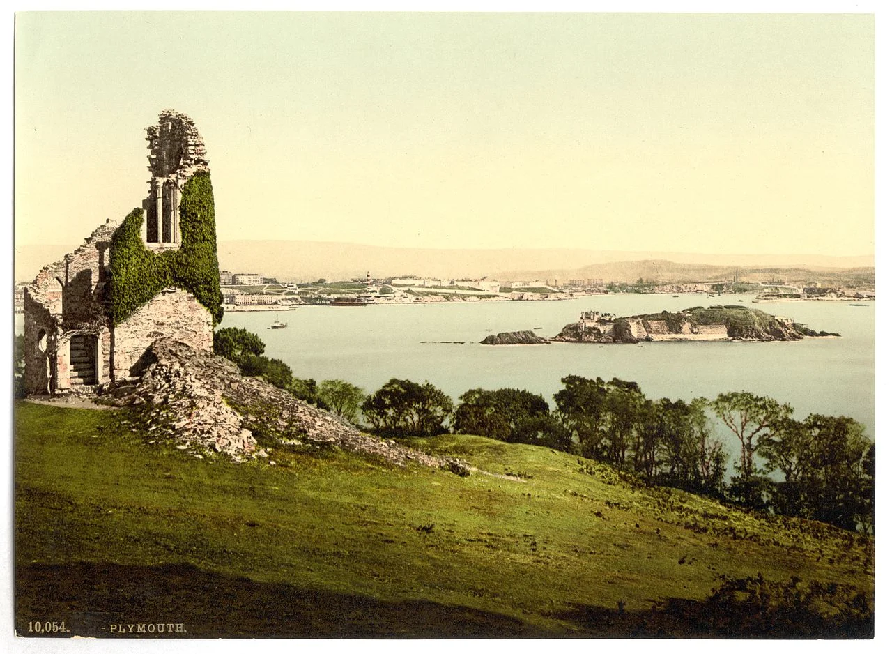 Photo of Mount Plymouth