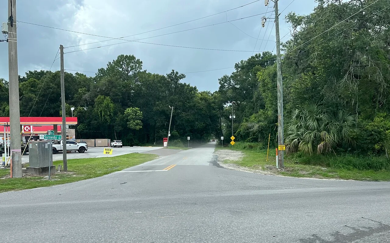 Photo of Mount Plymouth