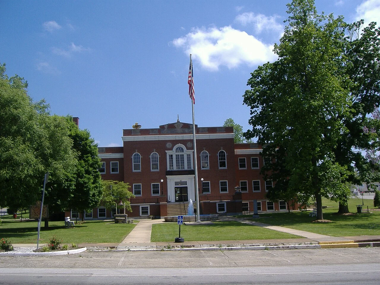 Photo of Munfordville