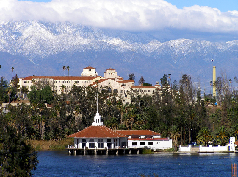 Lake Norconian Pavilion and Norconian Hotel, Norco, California
This is an image of a place or building that is listed on the National Register of Historic Places in the United States of America. Its reference number is 00000033 (Wikidata).
