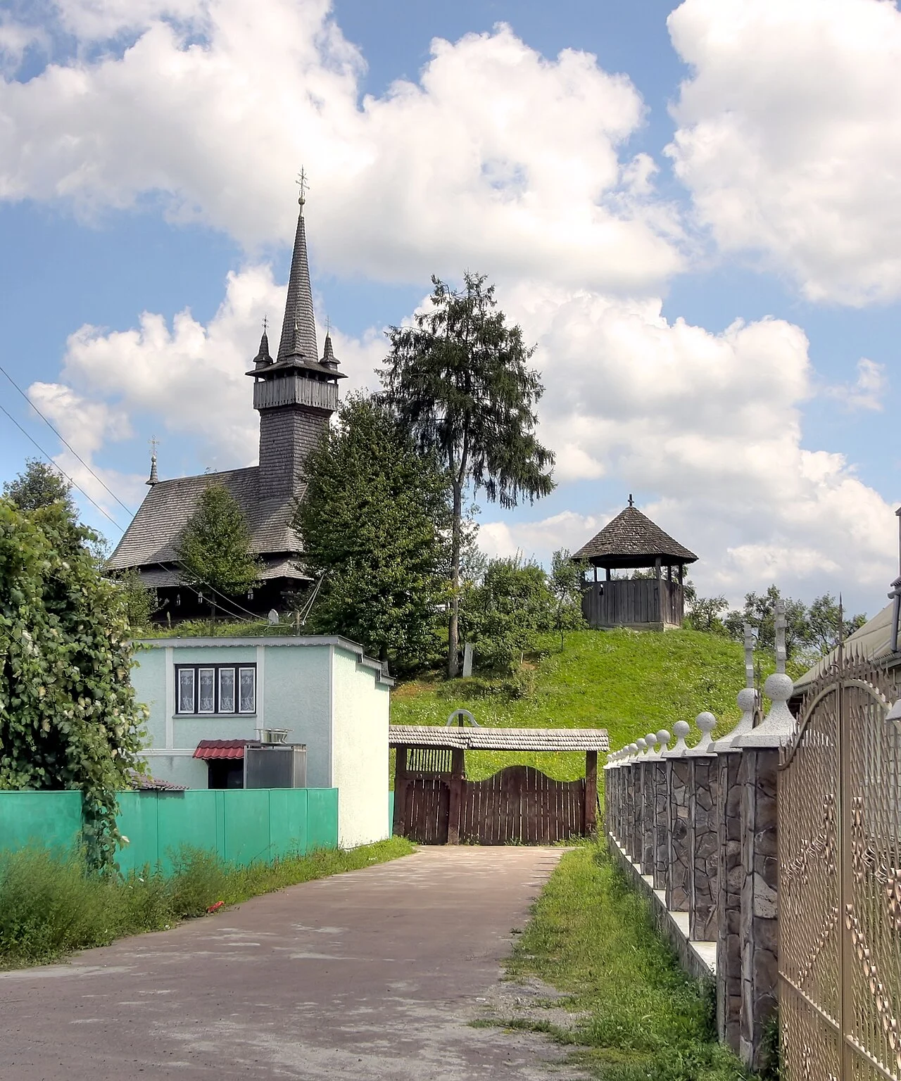 Photo of Nyzhnia Apsha