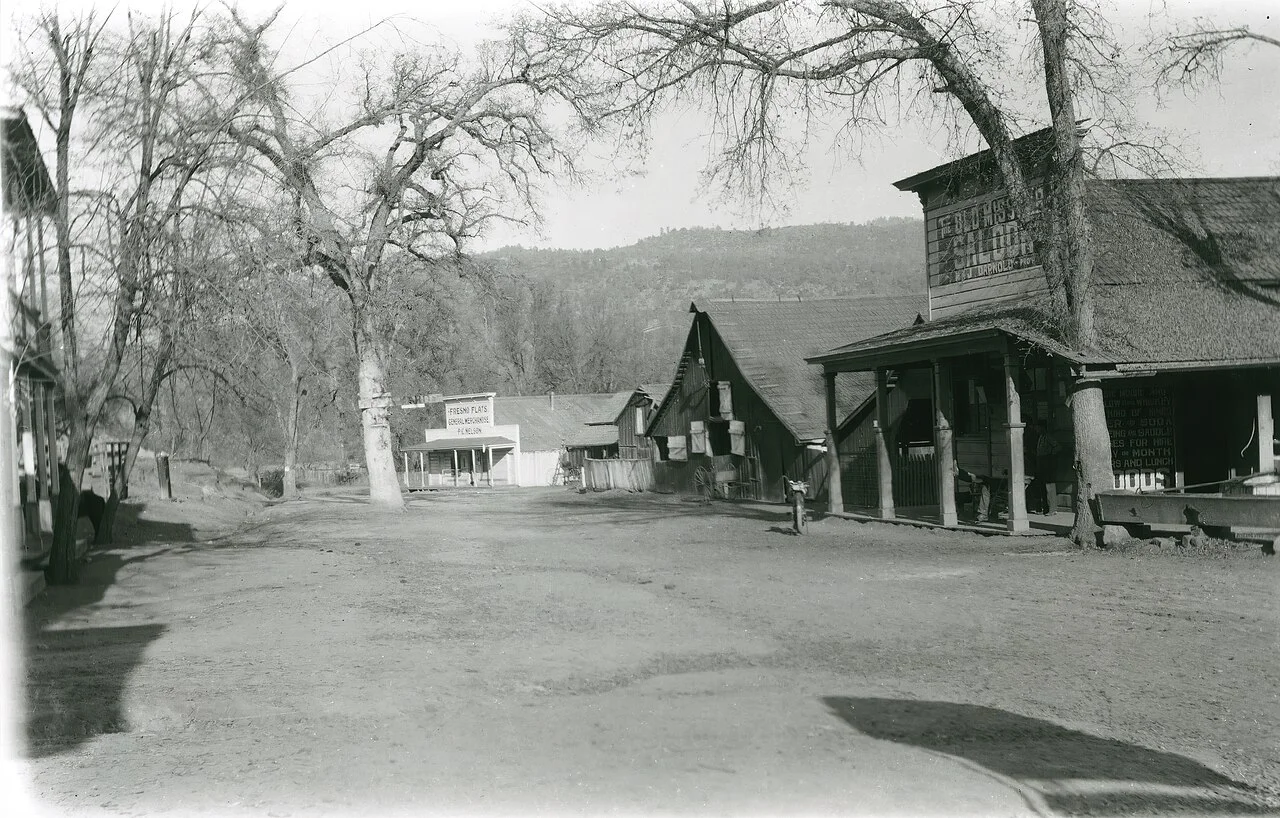 Photo of Oakhurst