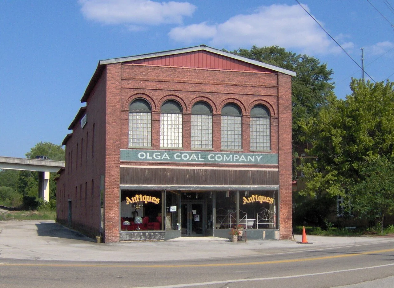 Photo of Oliver Springs