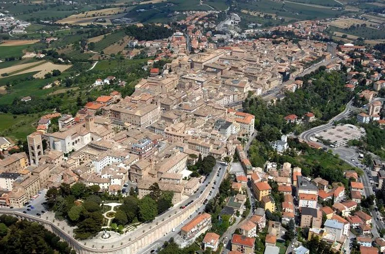 Photo of Osimo