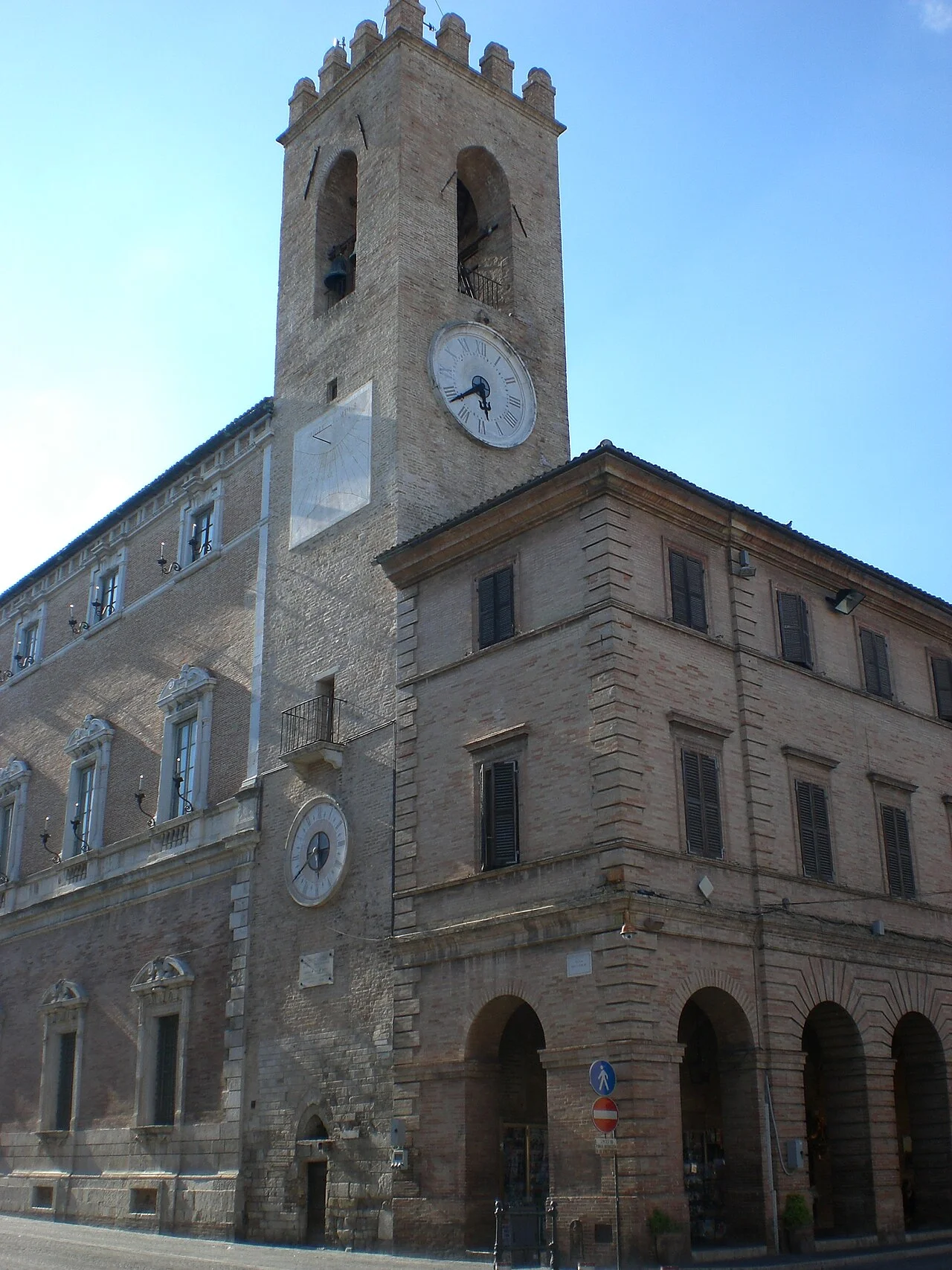 Photo of Osimo