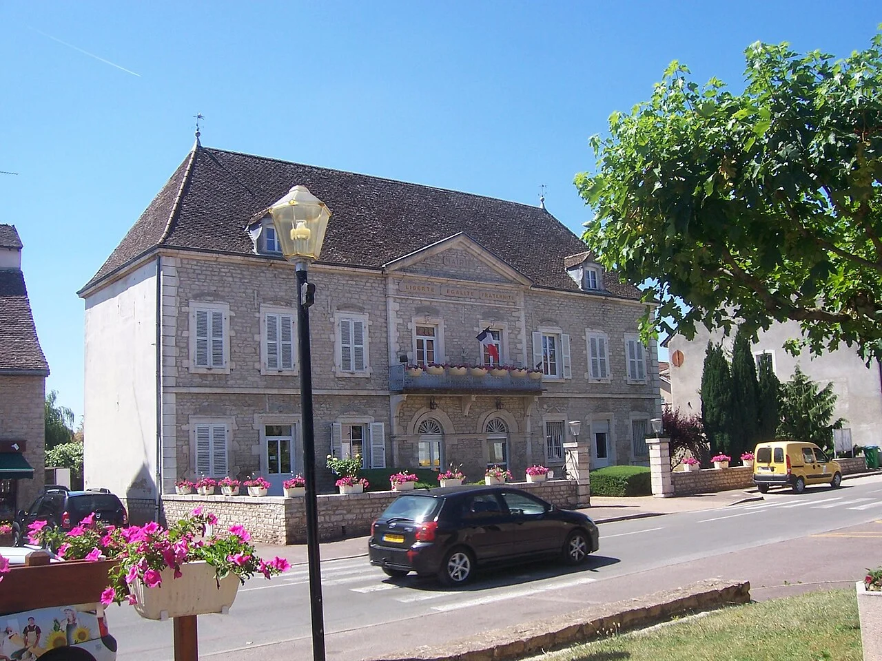 Photo of Ouroux-sur-Saône