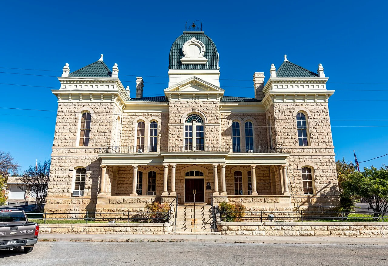 Photo of Ozona
