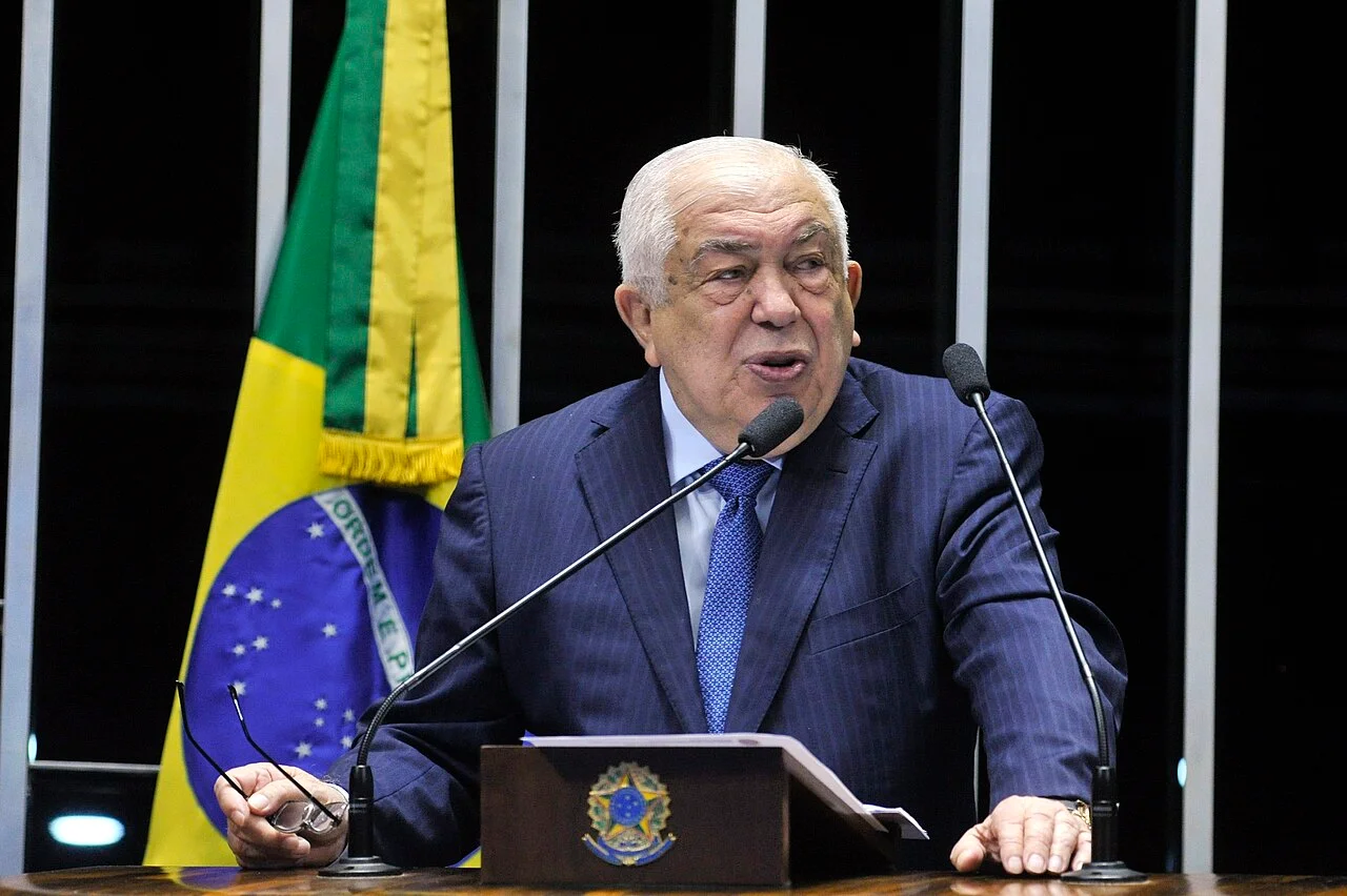 Photo of Paes Landim