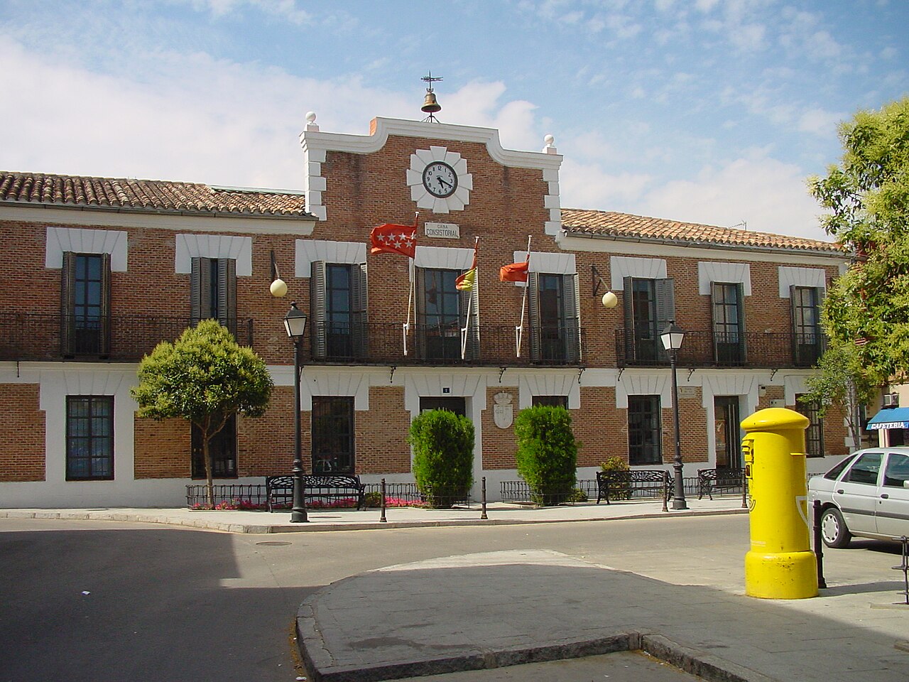 Ayuntamiento de Paracuellos de Jarama.