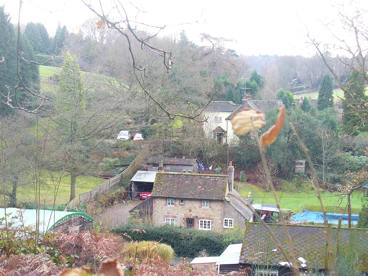 Mackies Hill, Peaslake