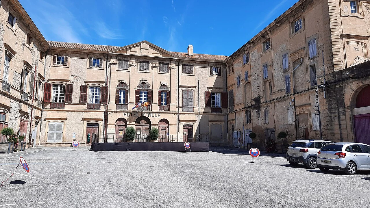 Photo of Peyrolles-en-Provence