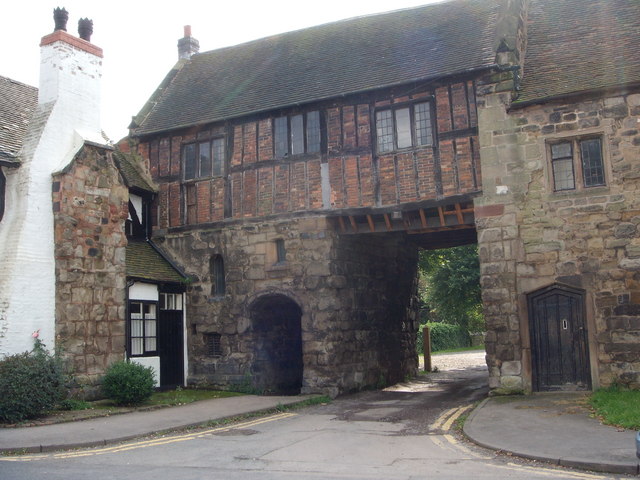 Polesworth Nunnery Gateway