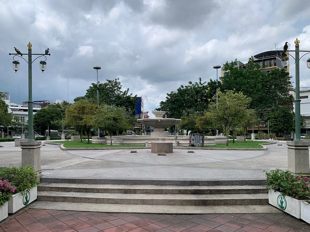 Photo of Pom Prap Sattru Phai