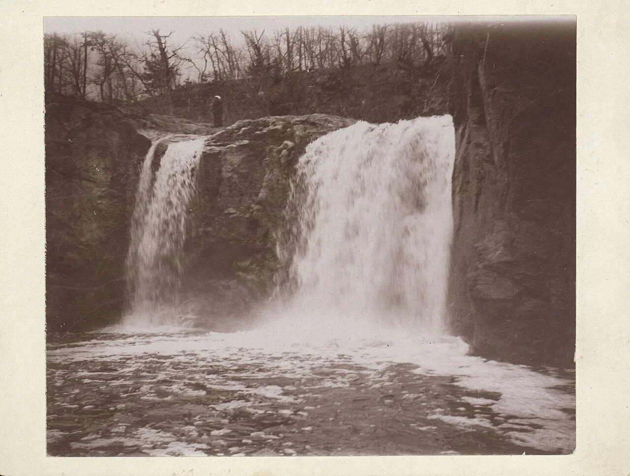 Photo of Redwood Falls