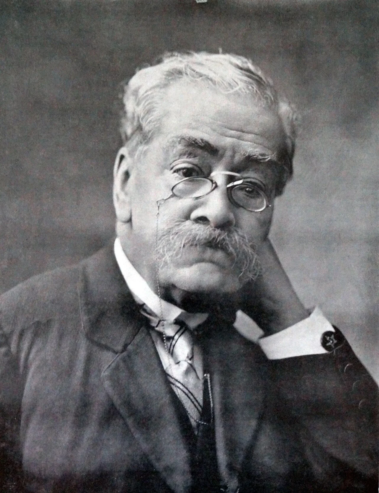 Photo of Ricardo Palma