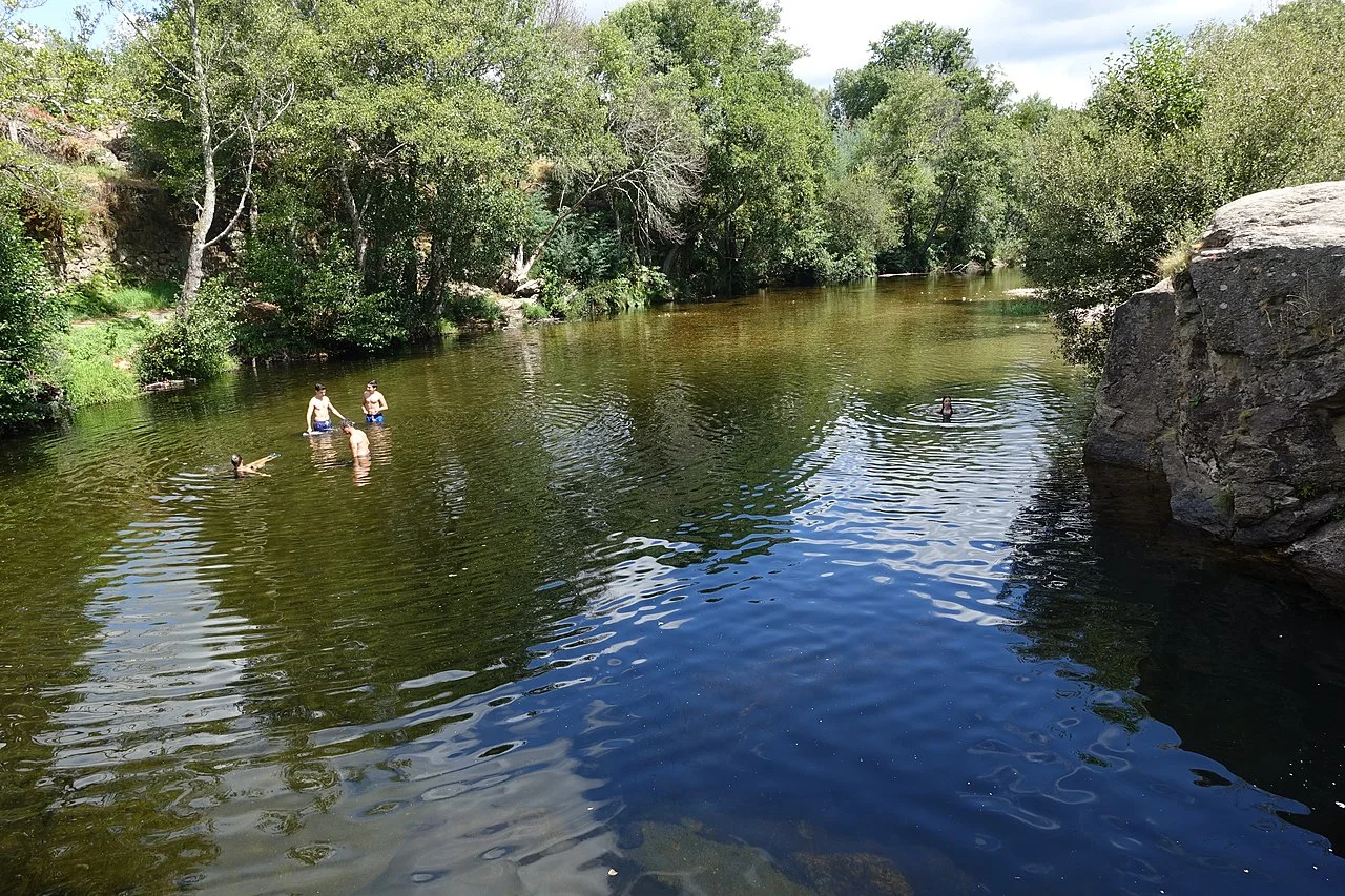 Photo of Rio de Mouro