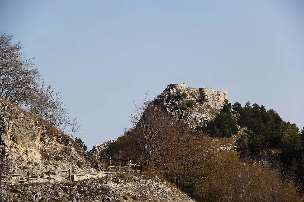 Photo of Roccamandolfi